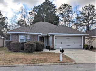 137 Huntington Dr, Hattiesburg, MS 39402