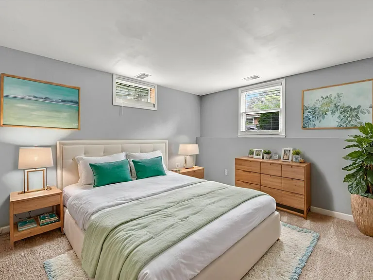 531 Kenmore Rd — Photo 12
