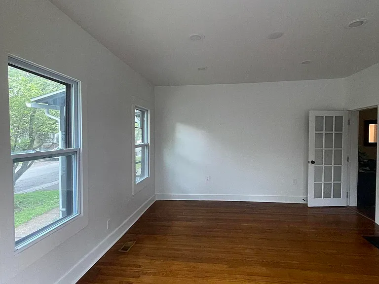 110 Utica St — Photo 1