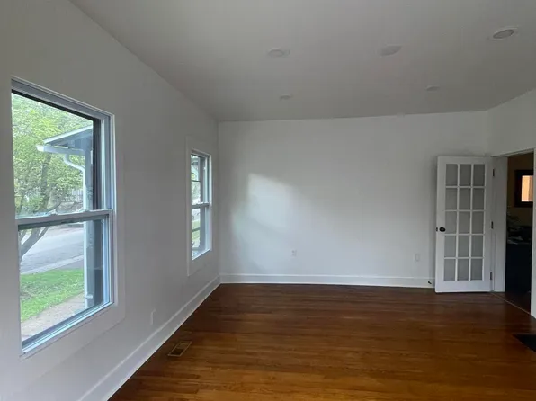 110 Utica St, Ithaca, NY 14850