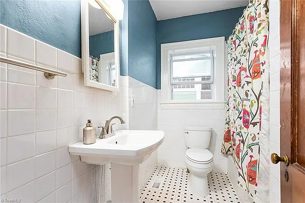 1511 Fairmont St — Photo 26