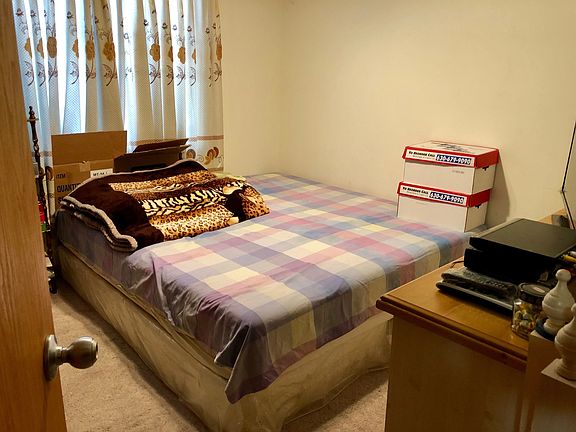 5th image of 7423 W Archer Ave Unit 2B