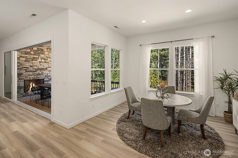 3rd image of 24080 SE Emerald Street #280