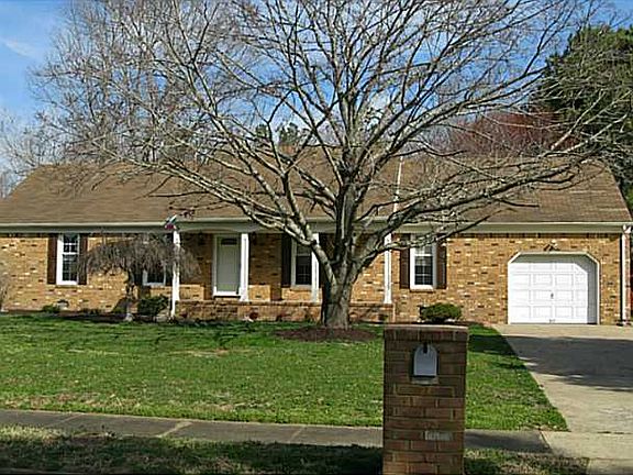 3rd image of 4008 Penny Ln