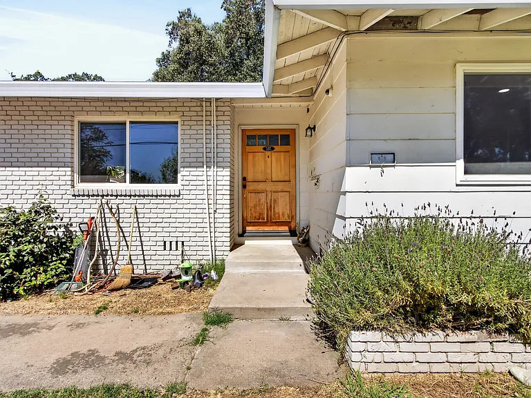 3841 Bannister Rd — Photo 33