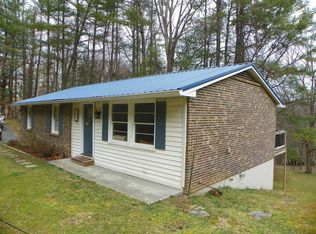 464 Pugh Mountain Rd, Marion, VA 24354