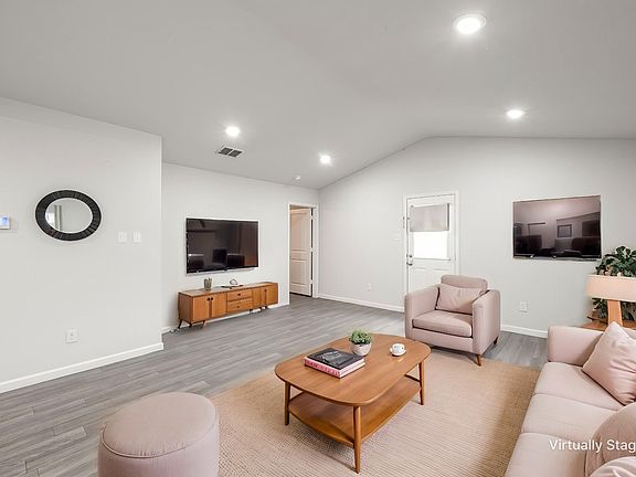 5th image of 1106 Ripplewood Cir