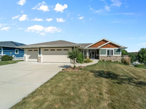 970 Brynhill Dr, Oregon, WI 53575