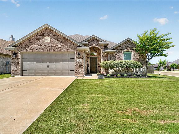 2nd image of 1641 Town Creek Cir