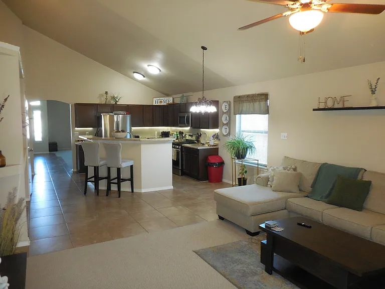 12572 Paseo Lindo Dr — Photo 17