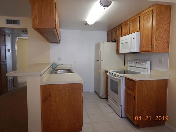 3rd image of 2228 E Campbell Ave APT 214