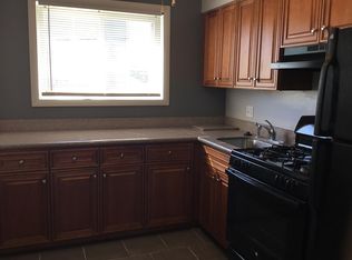 400 51st St SE APT 201, Washington, DC 20019