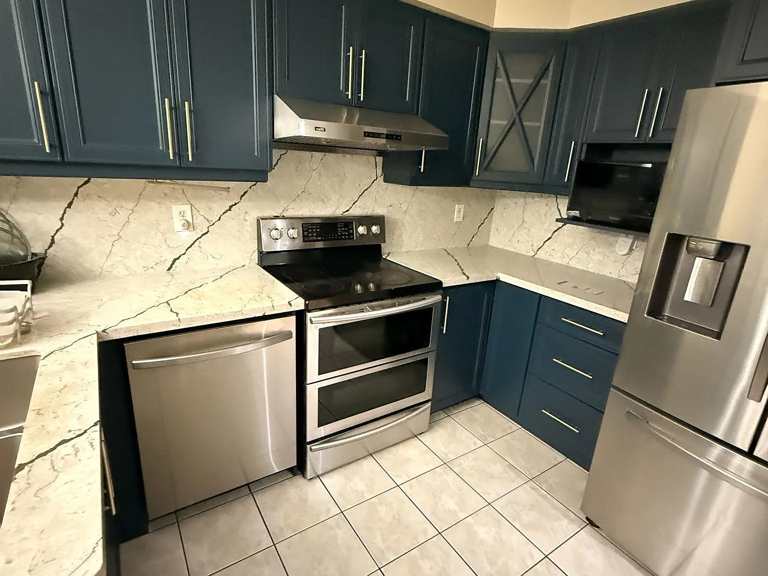 3 bed, $2,600 — Photo 4