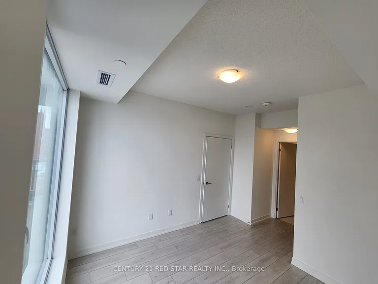 55 Duke St W #601 — Photo 18