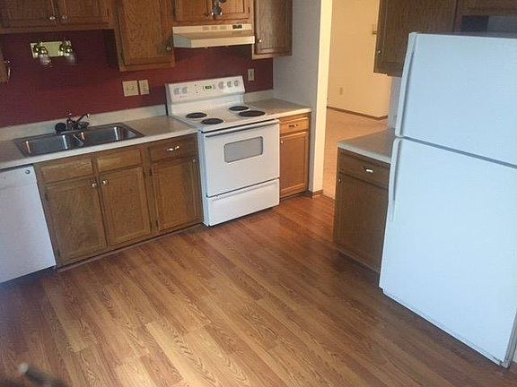 5th image of 4212 Victorian Green Dr Unit 14