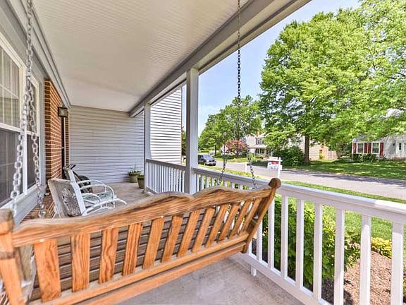 3rd image of 3306 Thorngate Dr