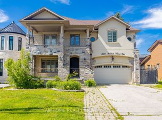 220 Weldrick Rd W, Richmond Hill, ON L4C 3V3