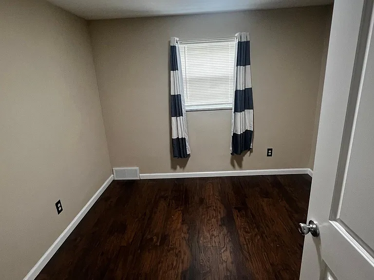 220 Mount Lebanon Blvd — Photo 8