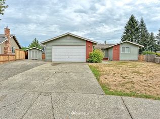 313 Kwanzan Dr, Lynden, WA 98264