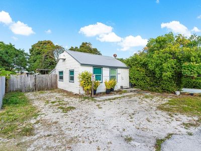 1047 Miner Road, Lake Worth, FL, 33462