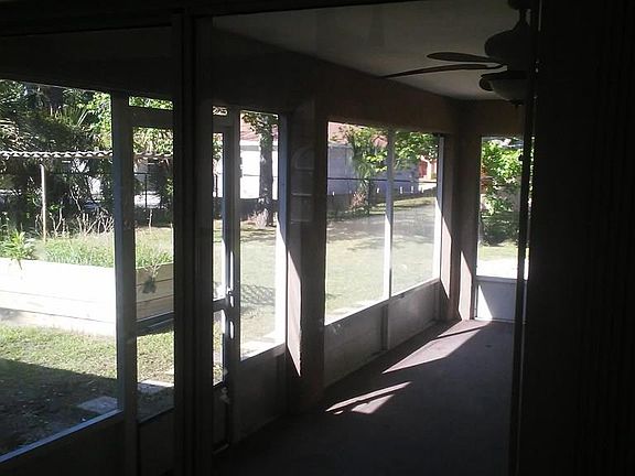4th image of 5 Pinelark Ln