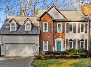 3309 Peninsula Dr, Jamestown, NC 27282