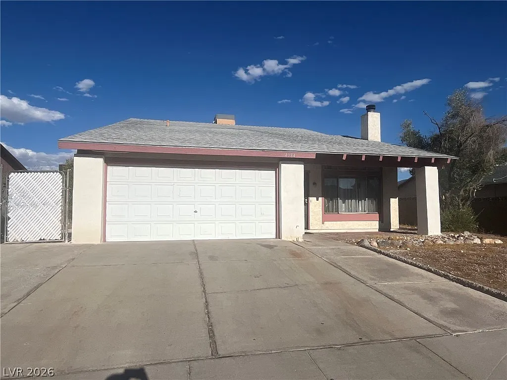 4 bed, 2.0 bath, 1532 sqft, $1,900 — Photo 1