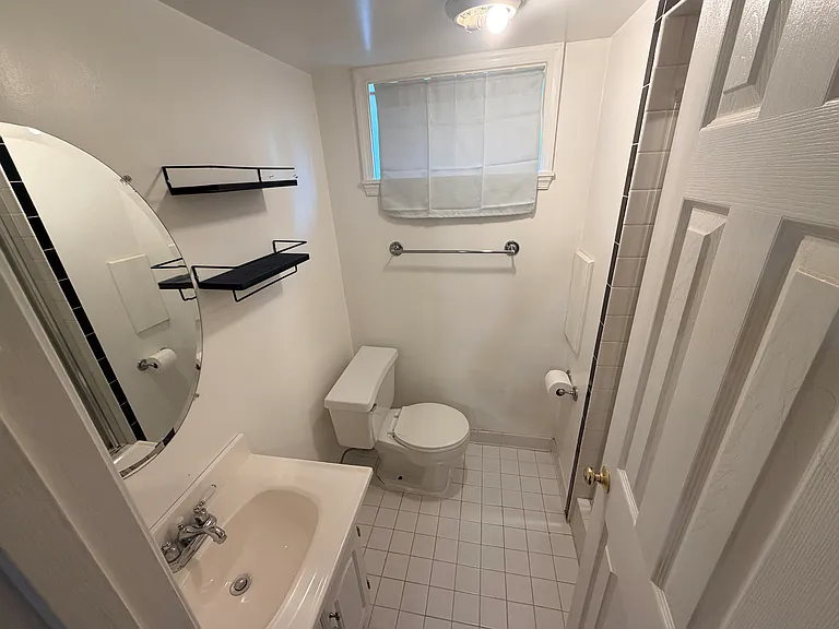 4807 Creek Shore Dr — Photo 17