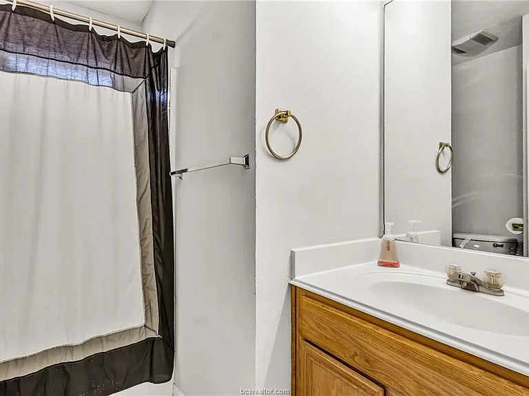 2411 Pintail Loop — Photo 14