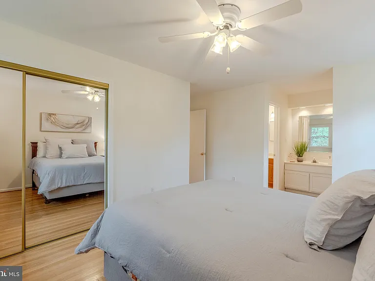 8717 Higdon Dr — Photo 24