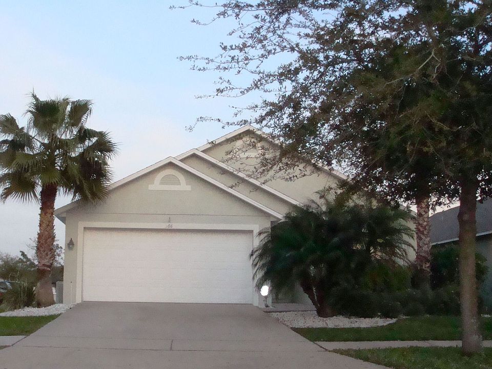 1st image of 306 Seville Pointe Ave