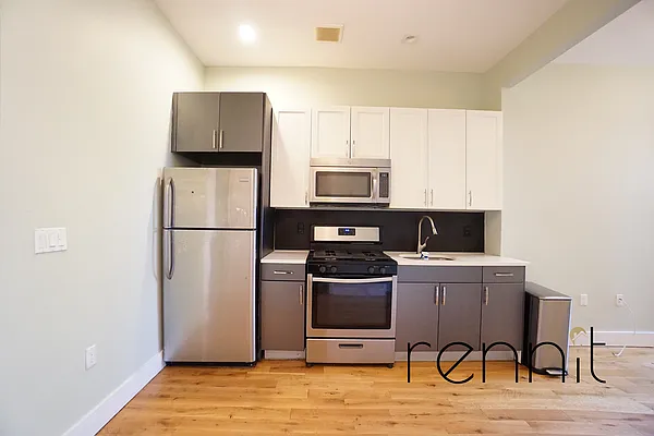 Rented by Rennit Inc. | media 30