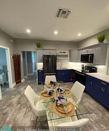 3rd image of 816 9th St #B