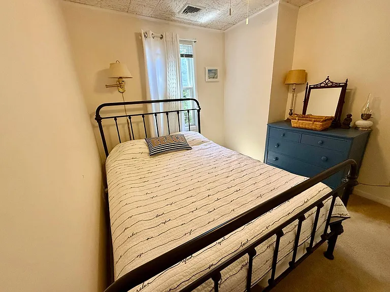 111 Fanning Ave — Photo 10