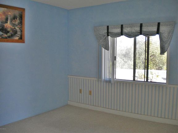 3rd image of 449 N Calle Del Chancero