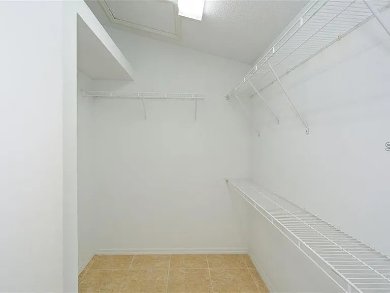 6227 Yellowtop Dr — Photo 14