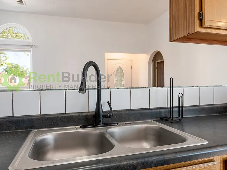 1864 Blackberry Rd NE — Photo 10