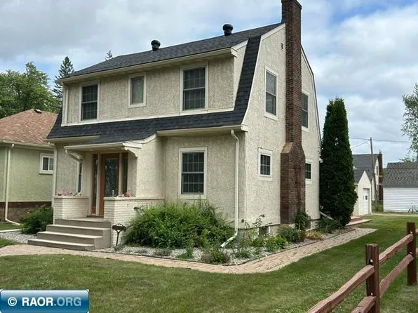 1924 10th Ave E, Hibbing, MN 55746