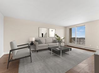 321 Fairview Dr, Brantford, ON N3R 2X5