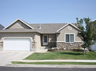 1896 W Pointe Meadow Loop, Lehi, UT 84043