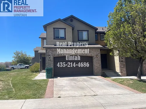 447 E Red Fox Ln Photo 1