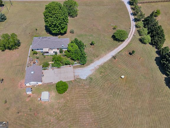 4th image of 1700 Aqua Rd