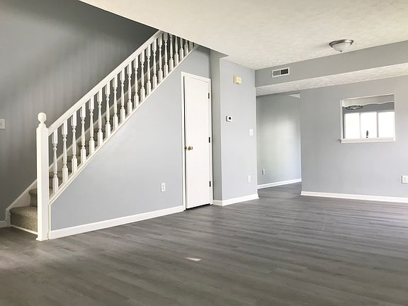 4th image of 2276 Salem Park Dr