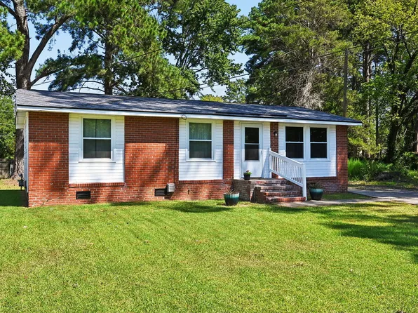 203 Harvey Drive, Greenville, NC 27834