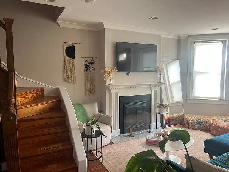 1524 E Capitol St NE — Photo 4