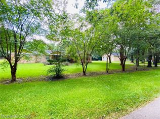 11380 Marshall St, Axis, AL 36505