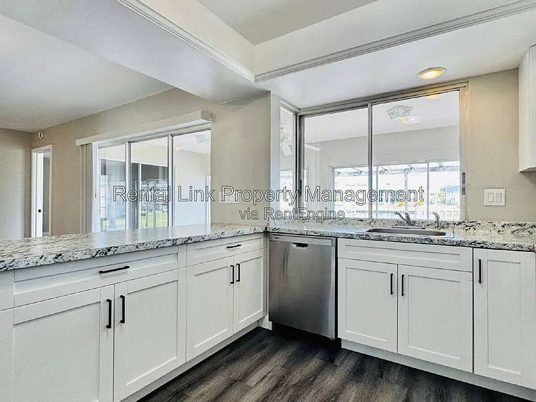 4107 SE 18th Pl #B — Photo 15
