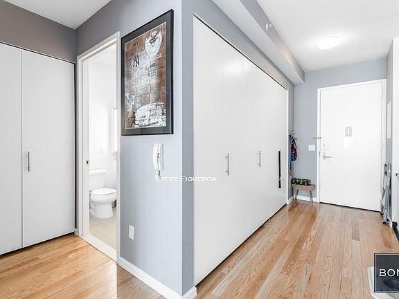 5th image of 4540 Center Blvd APT 2803