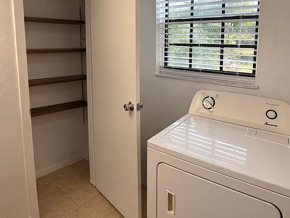 2nd image of 10021 SW 46th St