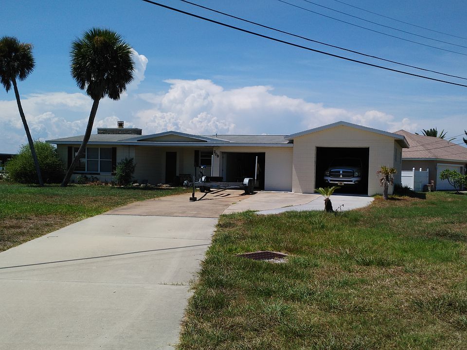 1st image of 208 S Venetian Way